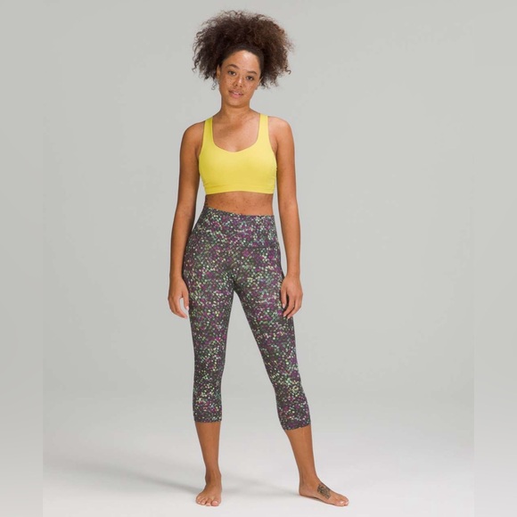 Lululemon Wunder Under High-Rise Crop 21" *Full-On Luxtreme
Fleur Motion Multi - Picture 1 of 8